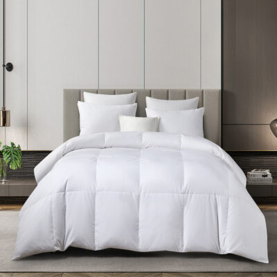 Martha Stewart Lt Warmth Comforter